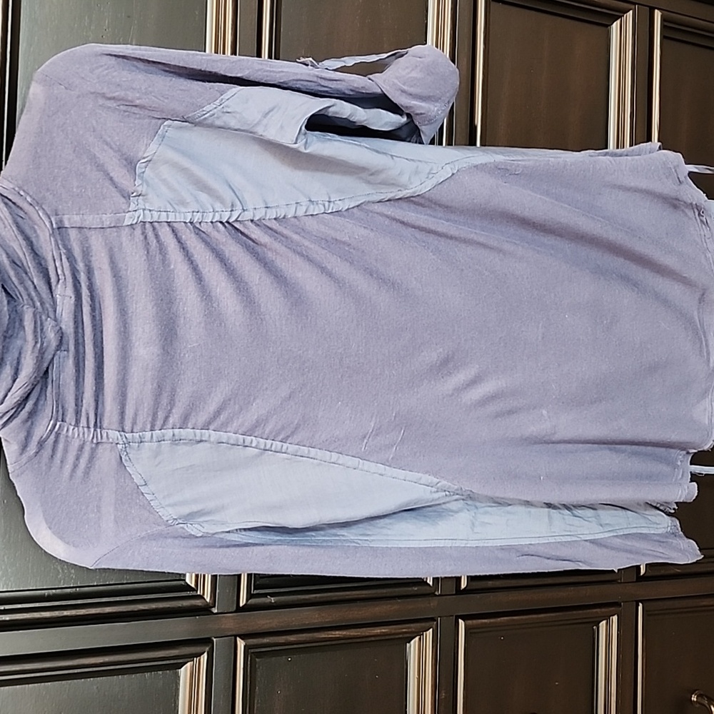 Mono Reno Button Down Top - Size Large - Picture 5 of 8